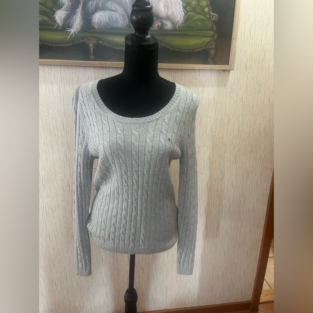 Tommy Hilfiger Light Gray Cable Knit Sweater
